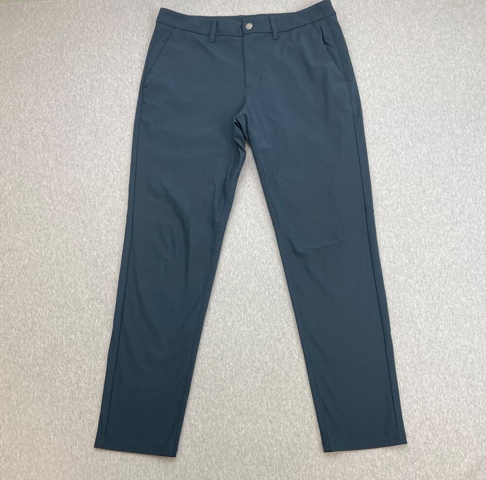 CRZ Yoga Pants Mens 32 Navy Blue Performance Flat Front Chino‎
